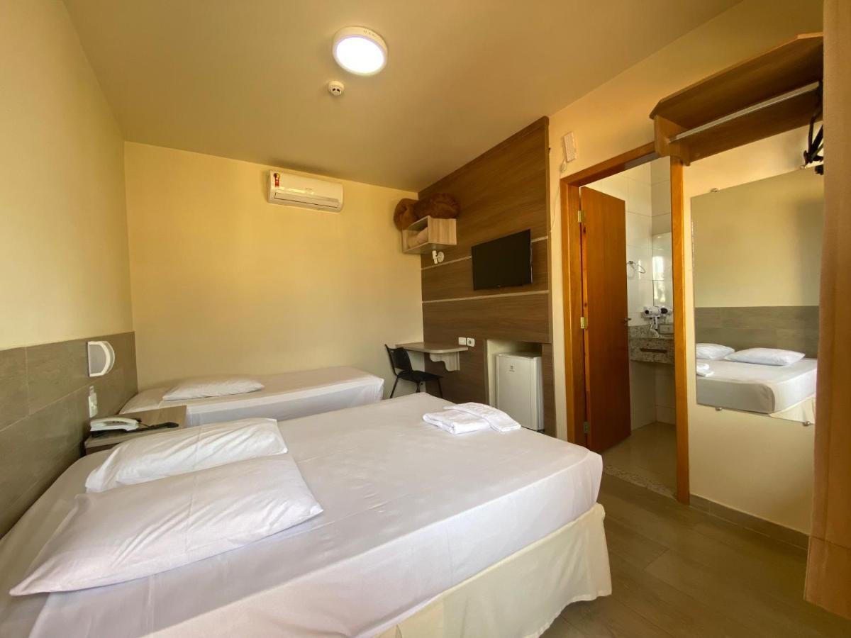 Kanoa Hotel Santo Antônio da Platina Exteriör bild